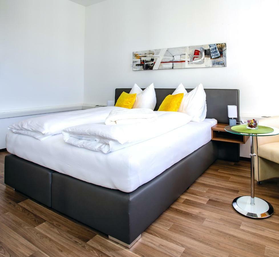 Health Vital Comfort Guestrooms Wels Exterior photo
